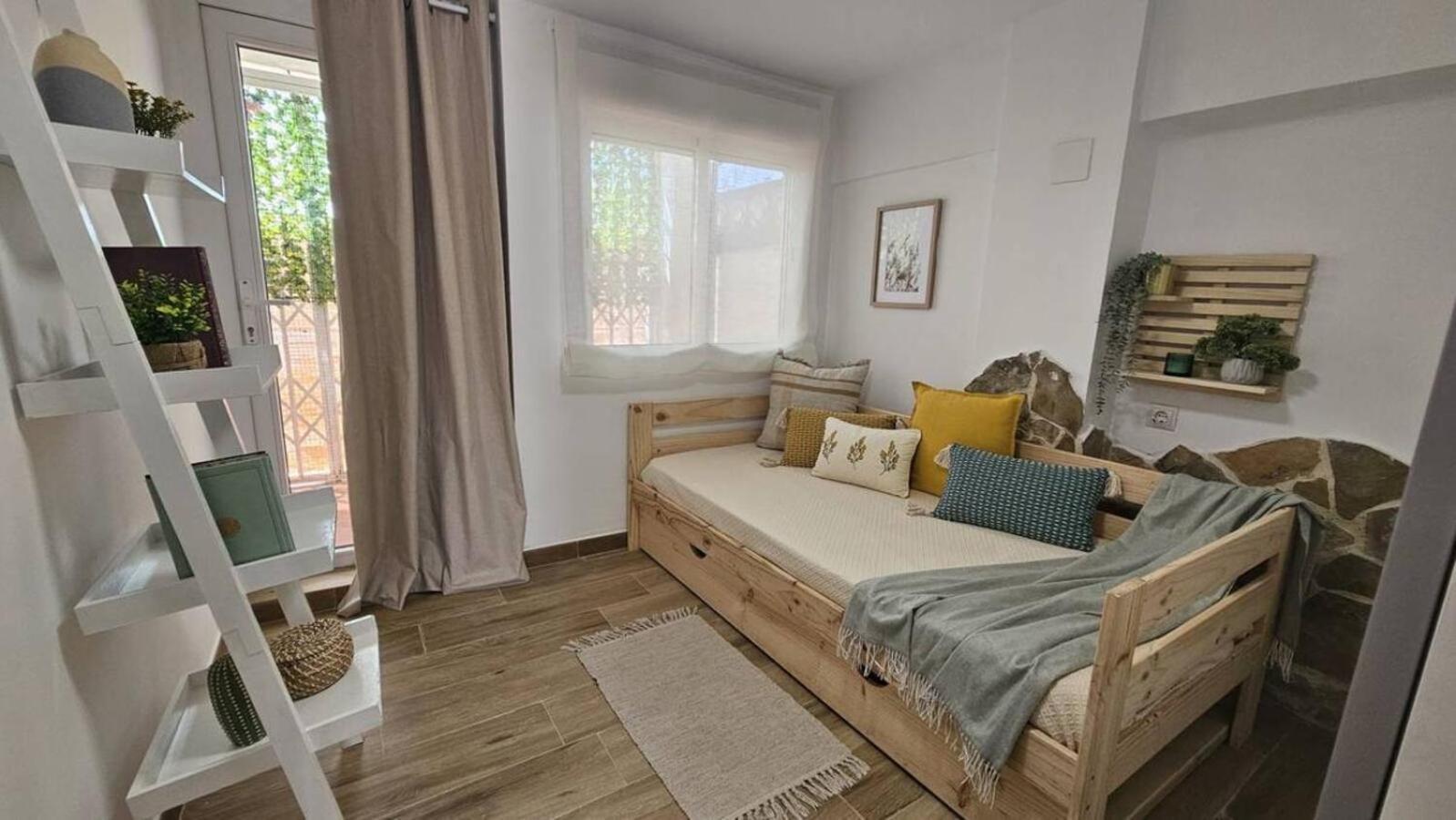 Nuevo Apartamento Moderno En Benicasim Con Terraza Y A Minutos De La Playa Benicassim Exterior photo