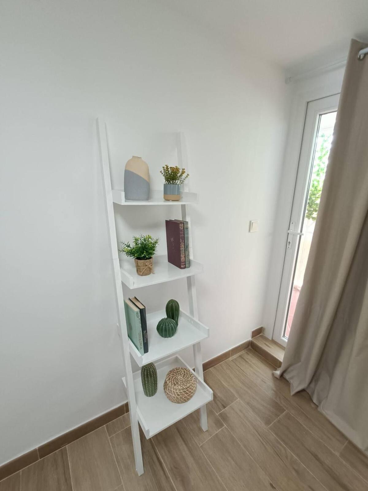 Nuevo Apartamento Moderno En Benicasim Con Terraza Y A Minutos De La Playa Benicassim Exterior photo